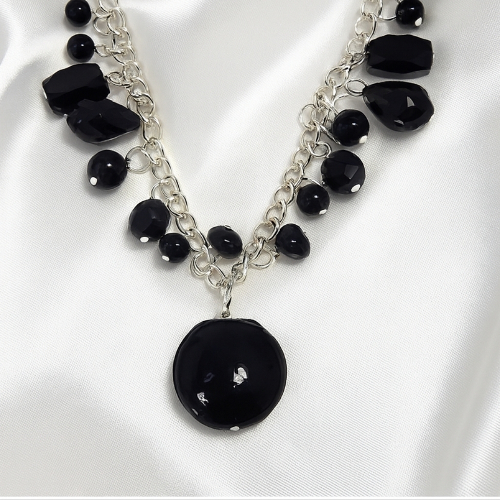 Polished 20 Inches Silver Tone Chain Black Beaded Charm Necklace